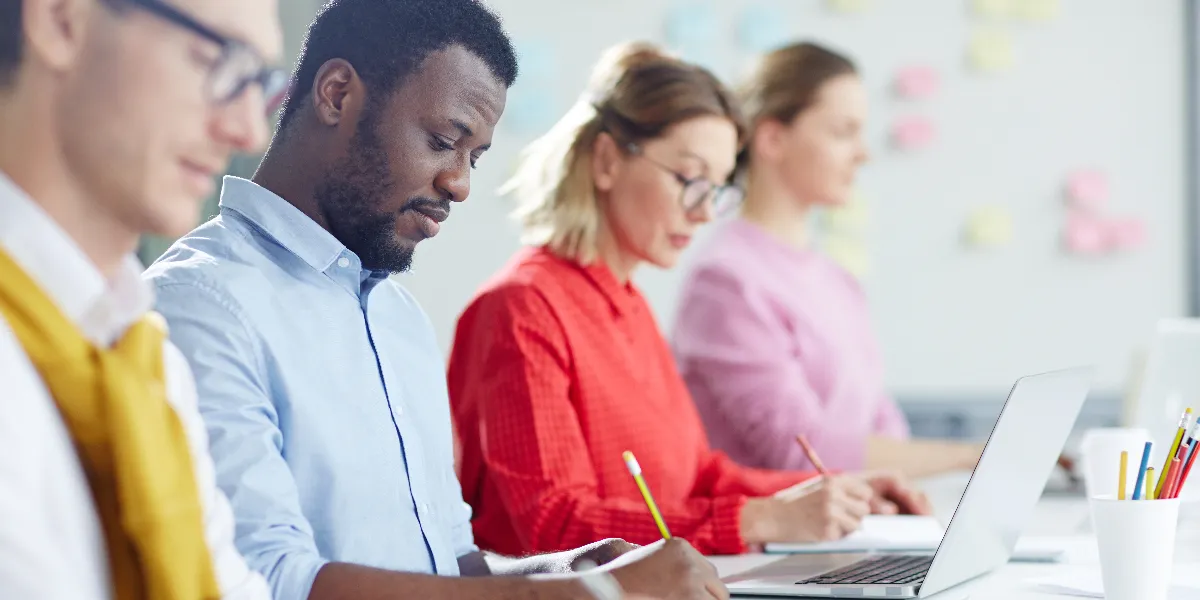 Impulsione sua carreira: 10 melhores cursos para corretor de imóveis