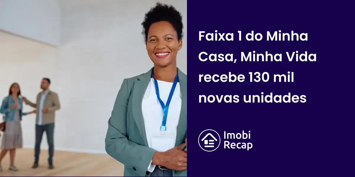Corretora de imóveis entregando chaves de imóveis do Faixa 1 do Minha Casa, Minha Vida.