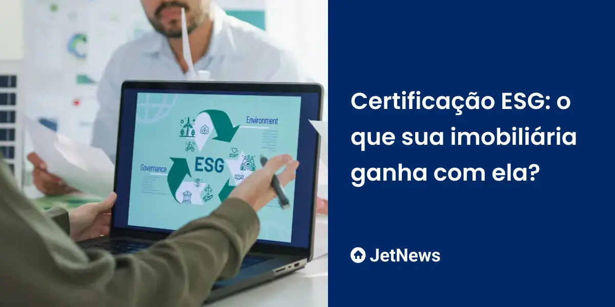 Corretores de imóveis se reunindo para discutir sobre a certificação ESG na sua imobiliária.