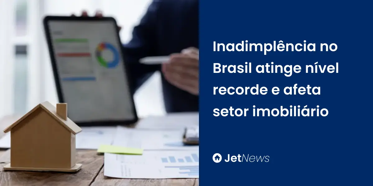Reunião de corretores de imóveis para falar sobre inadimplência no Brasil.