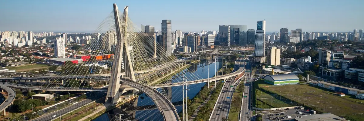 Imagem aérea da cidade de São Paulo.